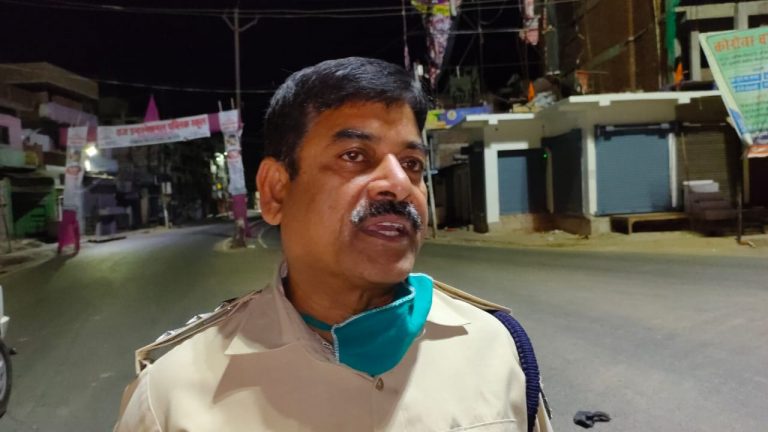 दुहाई सरकार! बूझी हुई राख और जूठे पत्तल को बना दिया निलंबन का सबूत