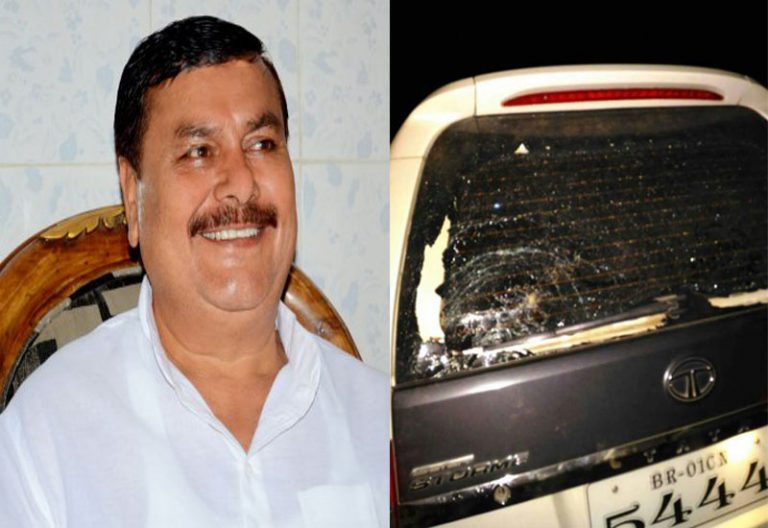 लूट की इरादे से की गयी फायरिंग में राजद विधायक बाल बाल बचे