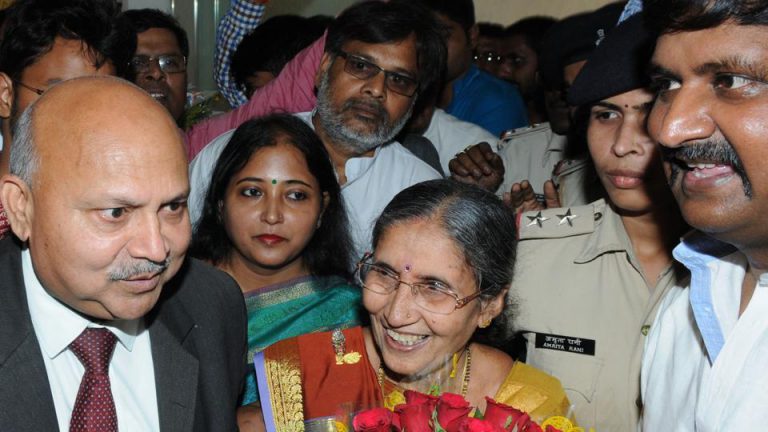 प्रधानमन्त्री मोदी की पत्नी जशोदा बेन का पटना में हुआ भव्य स्वागत