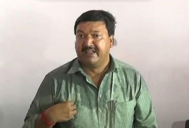 बिहार के गन्ना मंत्री खुर्शीद आलम से मांगी 10 लाख की रंगदारी, बम से उड़ाने की धमकी