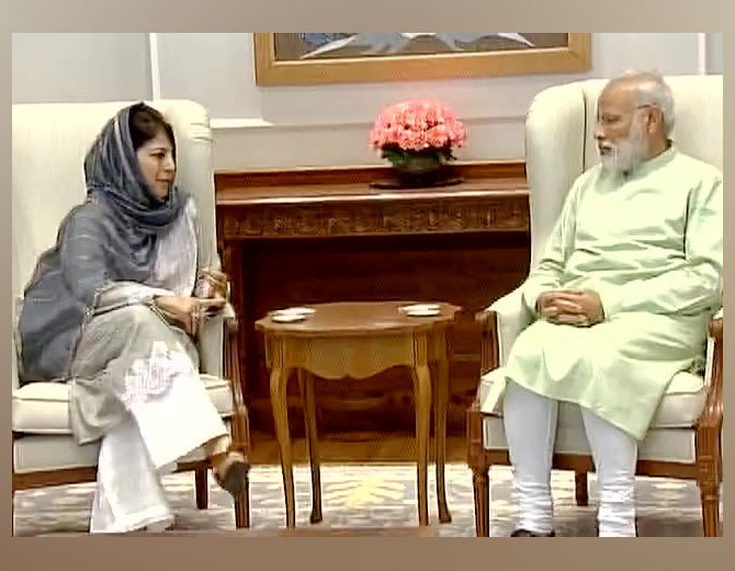 modi-met-cm-mahbooba