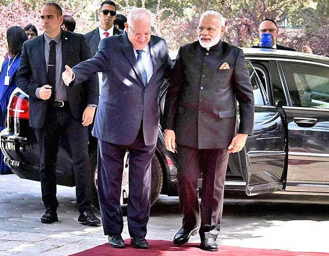 modi-rivlin