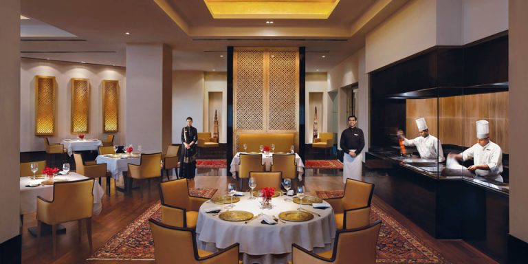 होटलों, रेस्टोरेंट्स  में सर्विस  चार्ज देना जरूरी नहीं: रामविलास पासवान